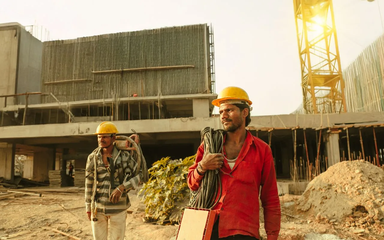 Mobilising Skilled Manpower for Giga-Project Timelines